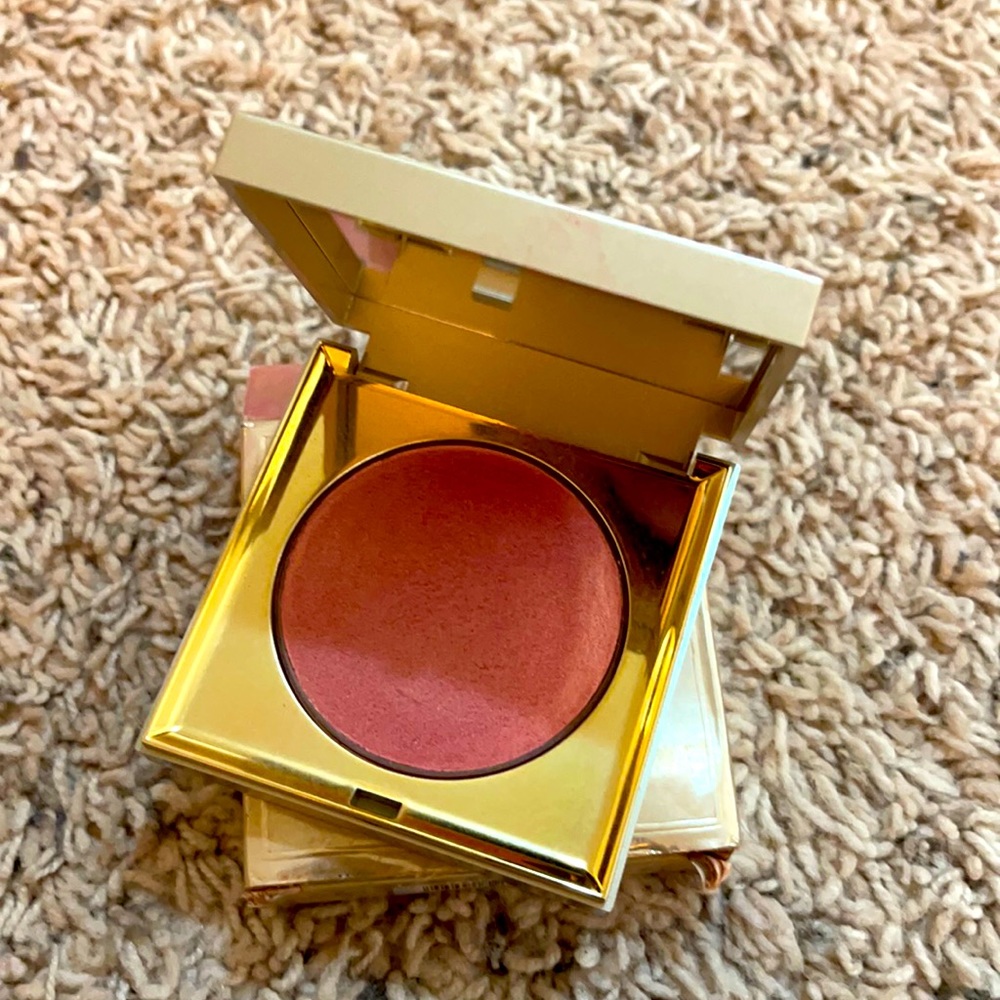 Heaven's Hue Highlighter
